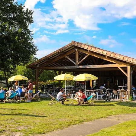 Luxury tent Cocooning Tipi - *