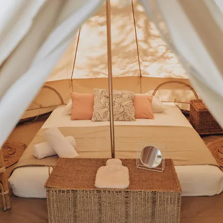 Glamping Cocooning Tipi - *