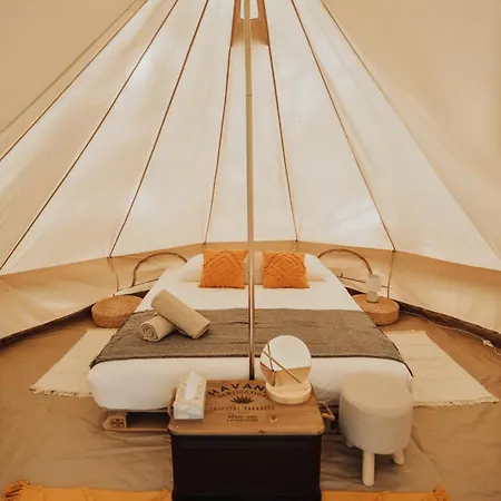 Cocooning Tipi - *