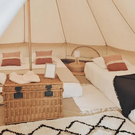 Cocooning Tipi - *