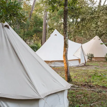 Cocooning Tipi - *